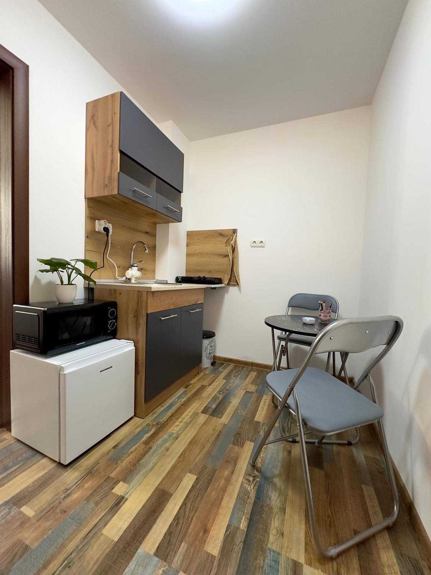 Navial Hotell Gabrovo Exteriör bild